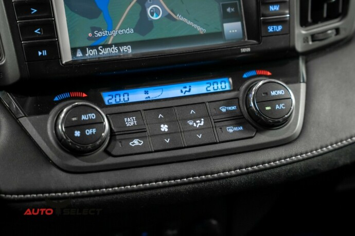 toyota-rav4-elektrisitetbensin-2017-big-34