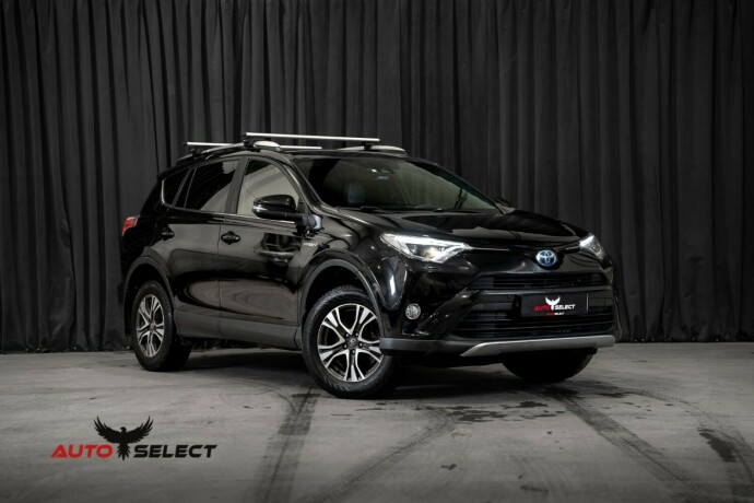 toyota-rav4-elektrisitetbensin-2017-big-0