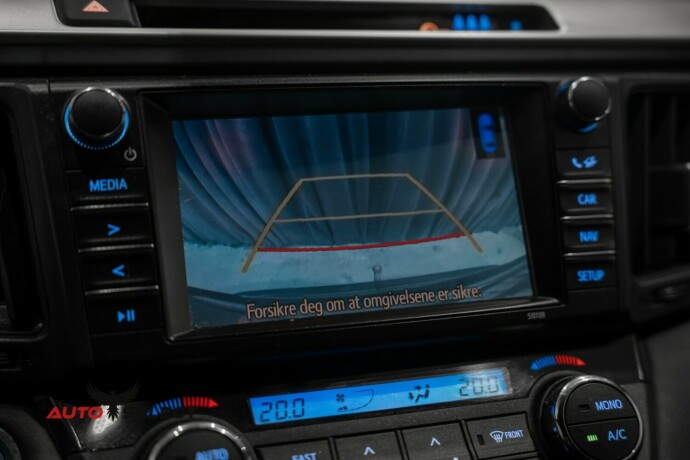 toyota-rav4-elektrisitetbensin-2017-big-42