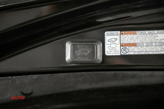 toyota-rav4-elektrisitetbensin-2017-big-11