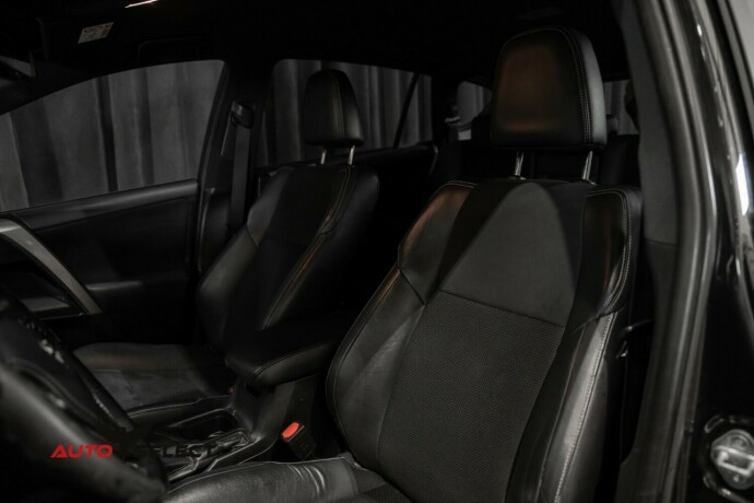 toyota-rav4-elektrisitetbensin-2017-big-23