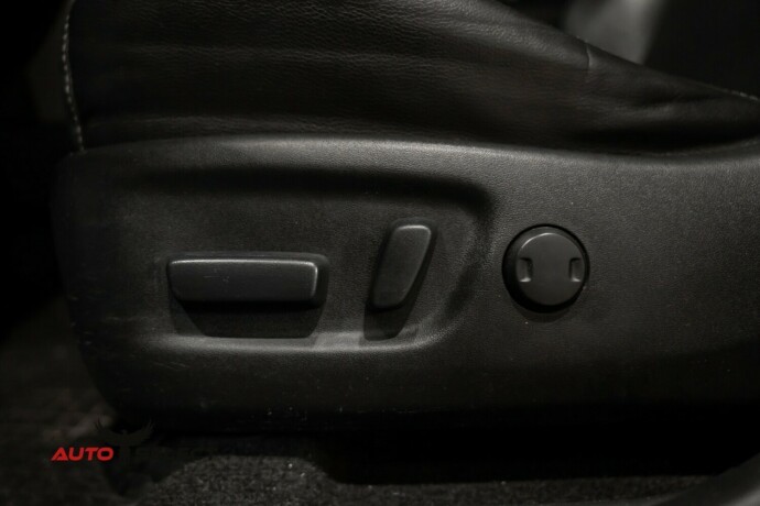 toyota-rav4-elektrisitetbensin-2017-big-22