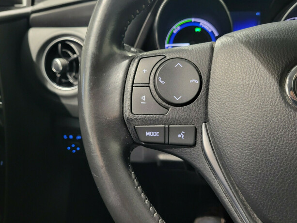 toyota-auris-elektrisitetbensin-2016-big-21