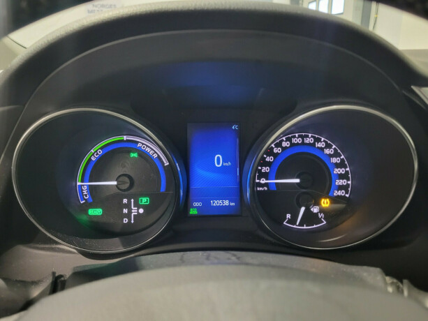 toyota-auris-elektrisitetbensin-2016-big-13