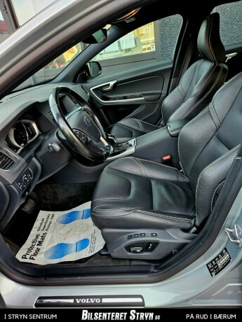 volvo-v60-elektrisitetdiesel-2018-big-10