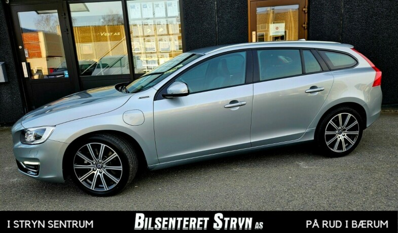 volvo-v60-elektrisitetdiesel-2018-big-2
