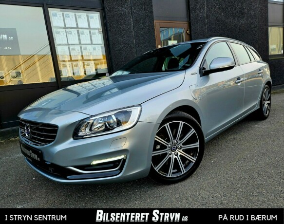 volvo-v60-elektrisitetdiesel-2018-big-0