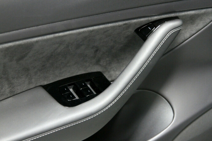 tesla-model-3-elektrisitet-2019-big-15