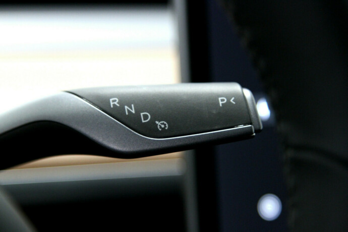 tesla-model-3-elektrisitet-2019-big-11