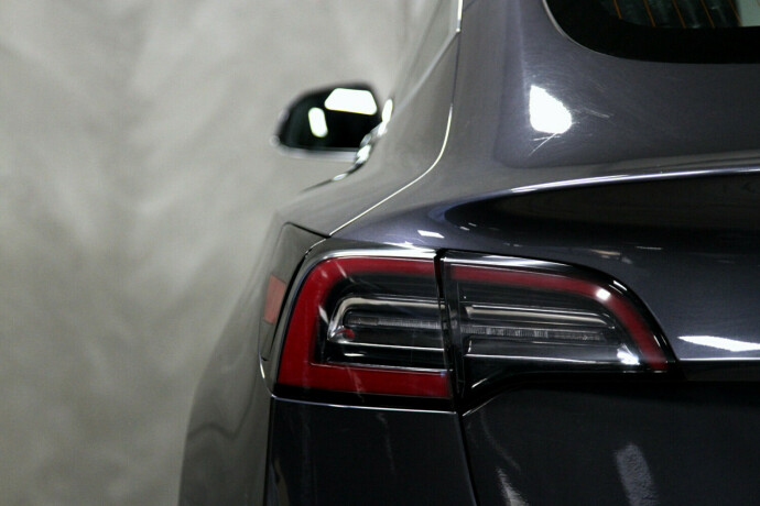 tesla-model-3-elektrisitet-2019-big-18