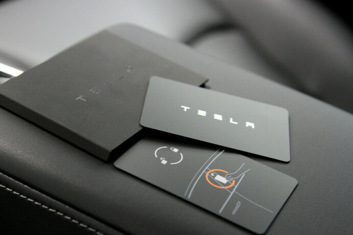 tesla-model-3-elektrisitet-2019-big-9