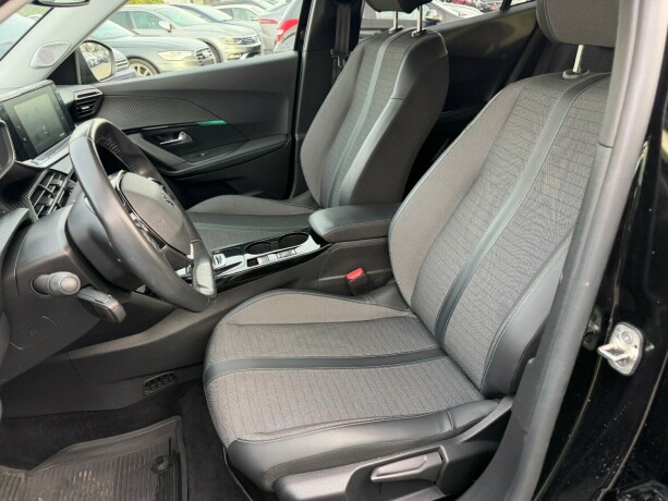 peugeot-e-2008-elektrisitet-2022-big-13