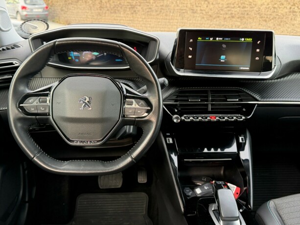 peugeot-e-2008-elektrisitet-2022-big-7