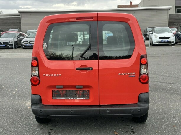 peugeot-partner-diesel-2016-big-4