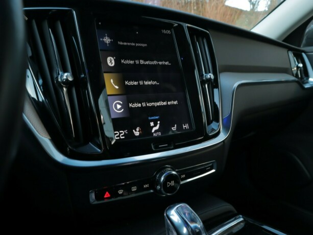 volvo-v60-elektrisitetbensin-2019-big-23