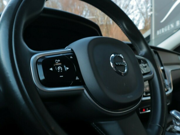 volvo-v60-elektrisitetbensin-2019-big-14