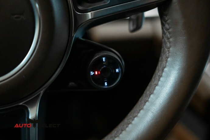 porsche-panamera-elektrisitetbensin-2018-big-46