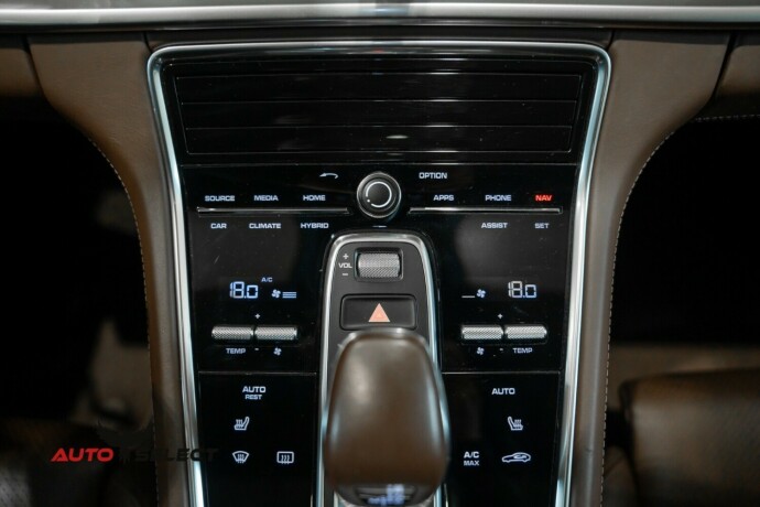 porsche-panamera-elektrisitetbensin-2018-big-47