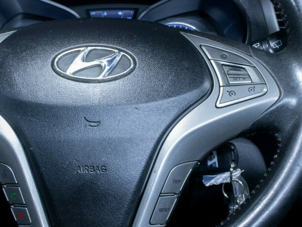 hyundai-ix20-bensin-2011-big-29