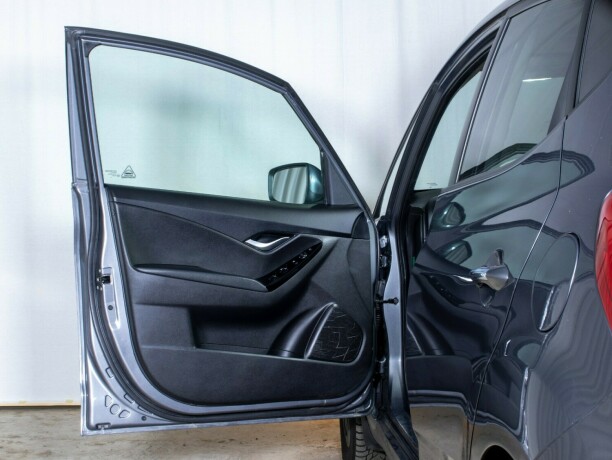 hyundai-ix20-bensin-2011-big-24