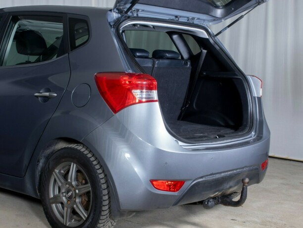 hyundai-ix20-bensin-2011-big-12