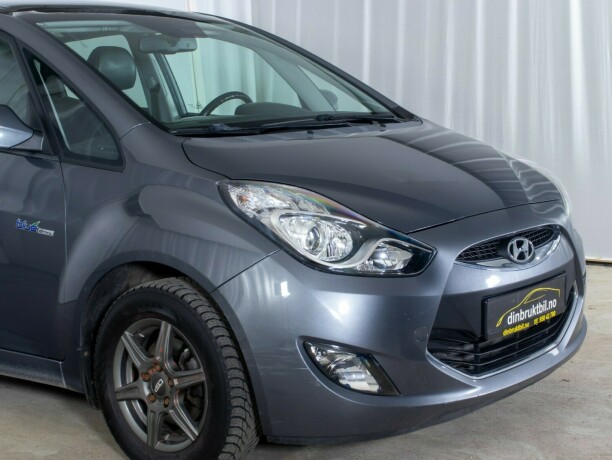hyundai-ix20-bensin-2011-big-3