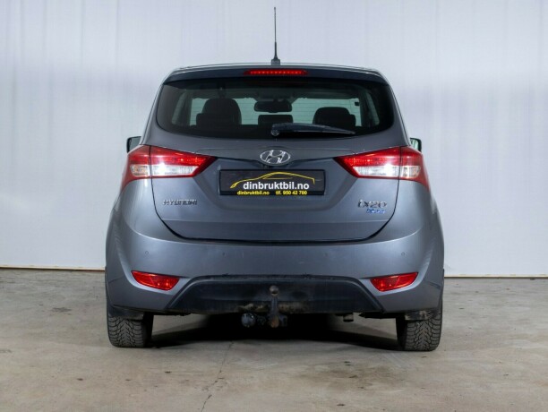 hyundai-ix20-bensin-2011-big-8