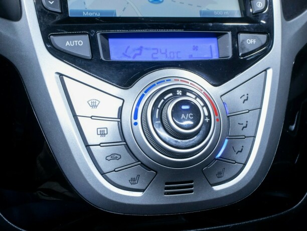 hyundai-ix20-bensin-2011-big-37