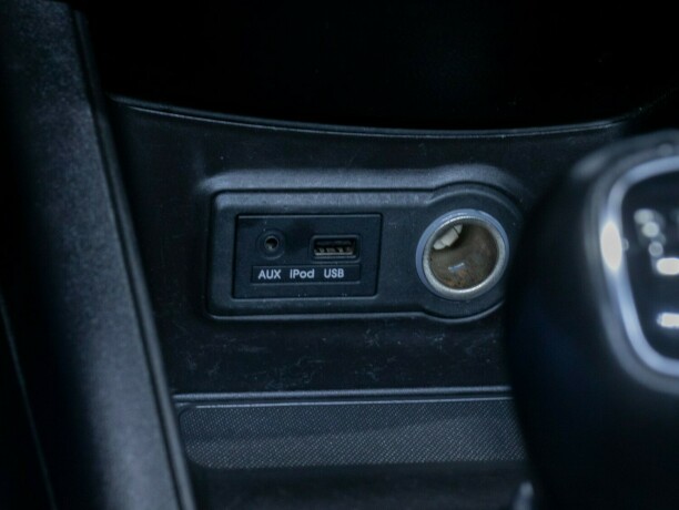 hyundai-ix20-bensin-2011-big-38