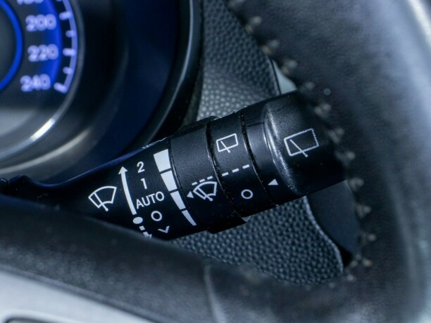 hyundai-ix20-bensin-2011-big-30