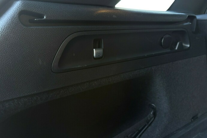 mercedes-benz-glc-elektrisitetdiesel-2022-big-13