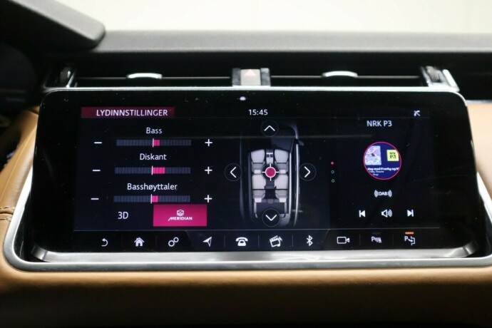 land-rover-range-rover-velar-bensin-2018-big-36