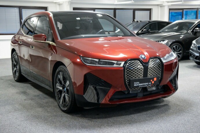 bmw-ix-xdrive-40-elektrisitet-2022-big-3