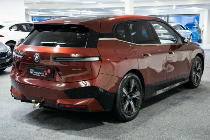 bmw-ix-xdrive-40-elektrisitet-2022-big-2