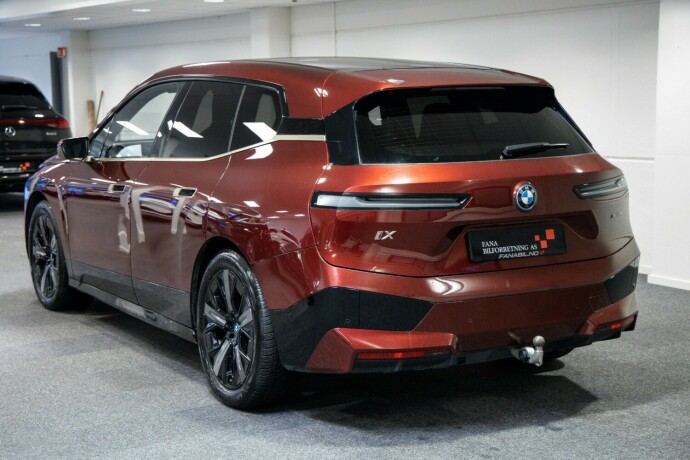 bmw-ix-xdrive-40-elektrisitet-2022-big-1