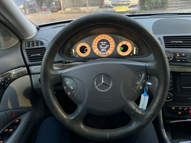 mercedes-benz-e-klasse-diesel-2004-big-13