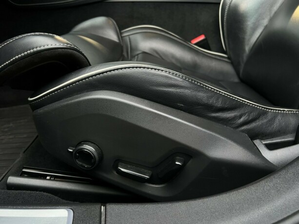 volvo-s90-plug-in-petrol-2019-big-26