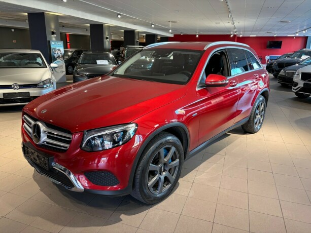 mercedes-benz-glc-elektrisitetbensin-2018-big-2