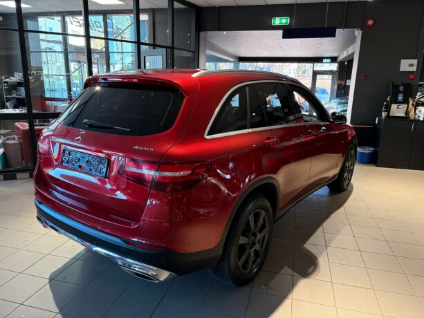 mercedes-benz-glc-elektrisitetbensin-2018-big-5