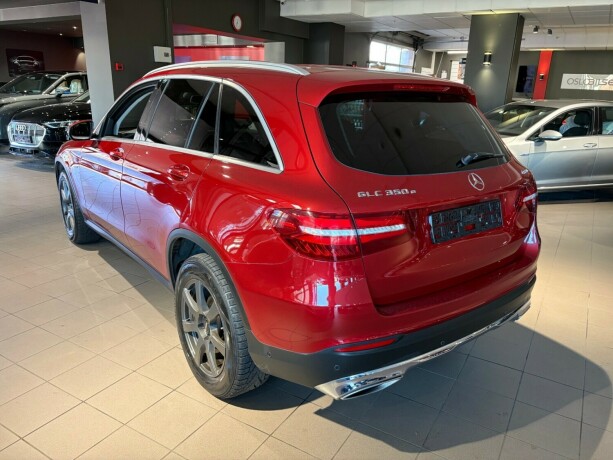 mercedes-benz-glc-elektrisitetbensin-2018-big-3