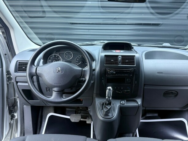 peugeot-expert-diesel-2014-big-10