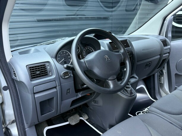 peugeot-expert-diesel-2014-big-11