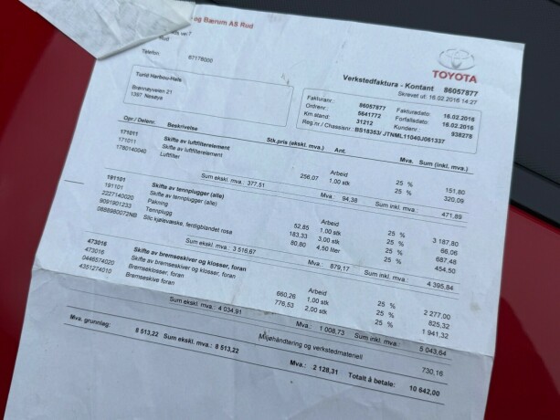 toyota-iq-bensin-2011-big-31