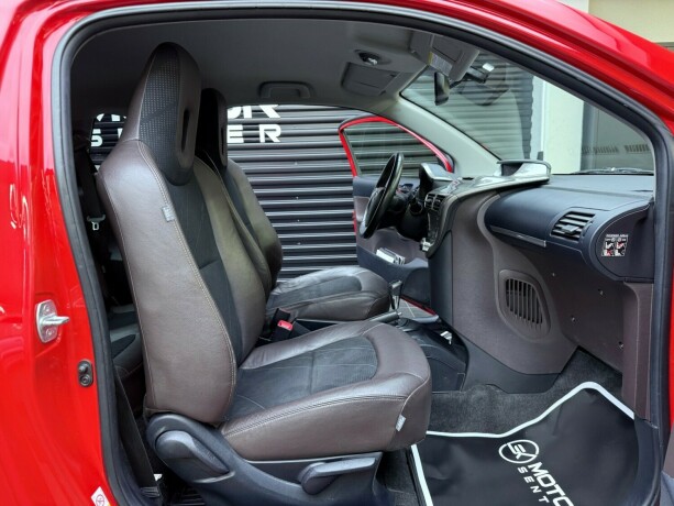 toyota-iq-bensin-2011-big-19