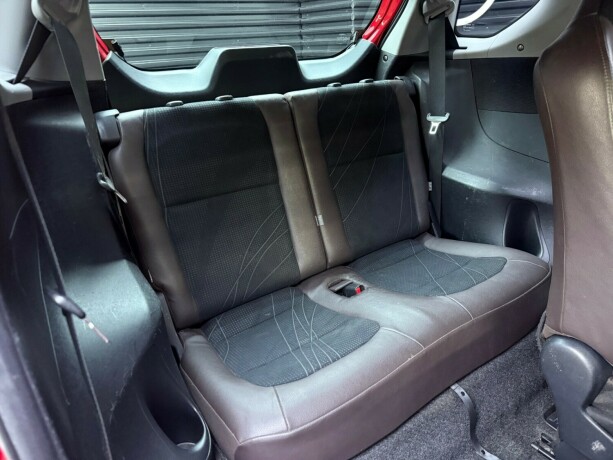 toyota-iq-bensin-2011-big-21