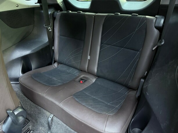 toyota-iq-bensin-2011-big-20