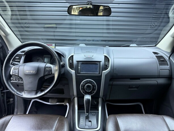 isuzu-d-max-diesel-2013-big-10