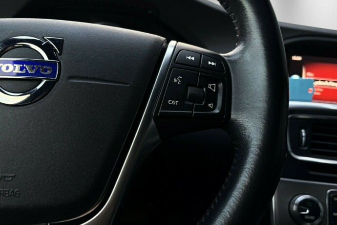 volvo-v60-elektrisitetdiesel-2017-big-16