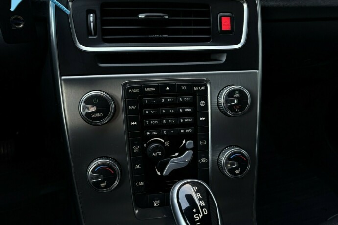 volvo-v60-elektrisitetdiesel-2017-big-28