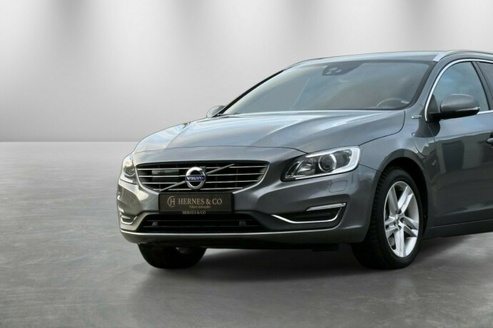 volvo-v60-elektrisitetdiesel-2017-big-5
